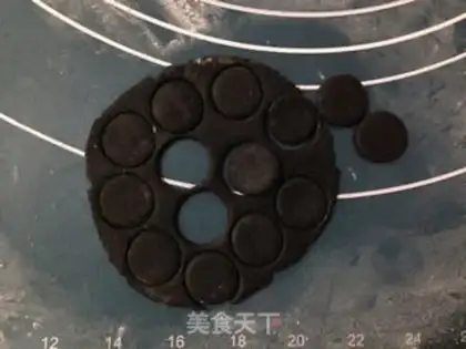 Make Panda milk pack step 14