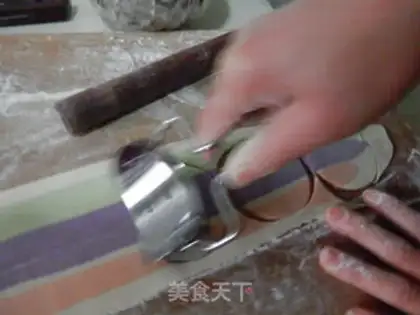 Make Five-colour dumplings step 12