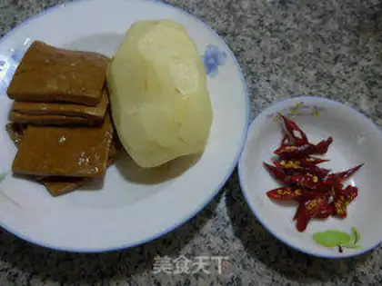 Make Scrambled potatoes step 0