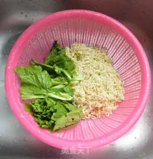 Make Spaghetti step 1