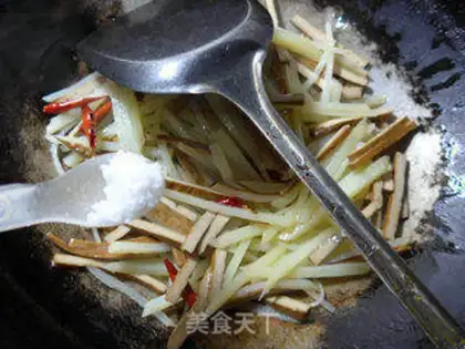 Make Scrambled potatoes step 7