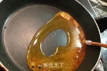 Make Caramel strawberries and eggs step 5