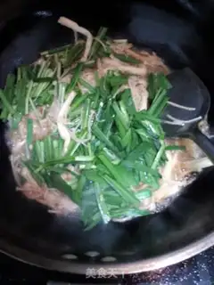 Make Scrambled mushrooms step 7