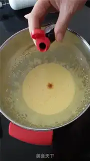 Make Chocolate cream cake step 3