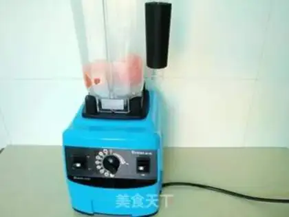 Make A hot fan of eggplant juice step 3