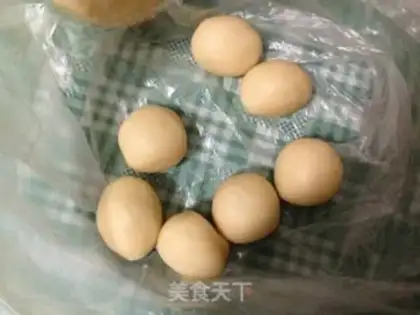 Make Little lamb cookies step 5