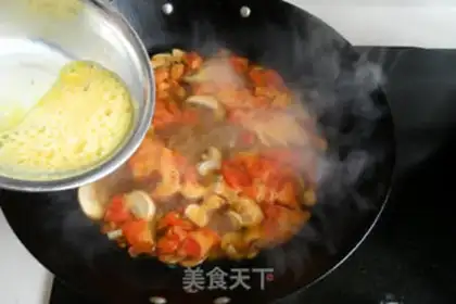 Make Tomatoes and egg soup step 9