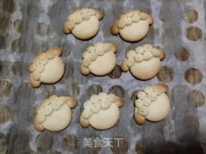 Make Little lamb cookies step 10