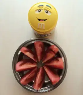 Make Double eggs with tomatoes step 1