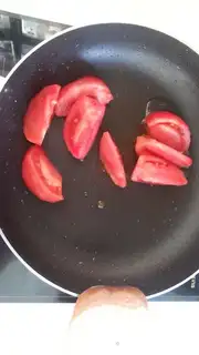 Make Tomato eggs step 3