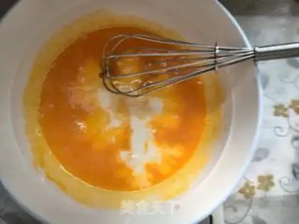 Make Strawberry roll step 3