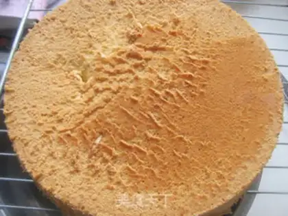 Make Strawberry cake step 6