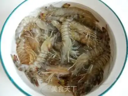 Make Salt-water-based shrimp step 0