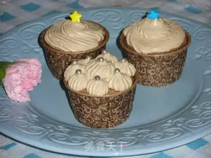 Make Coffee cream chocolate cake step 10