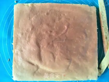 Make Strawberry roll step 17