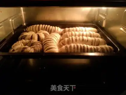 Make caterpillar bread step 6
