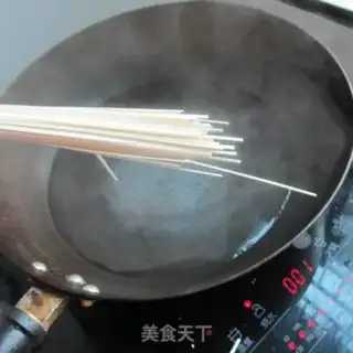 Make Beef carrot noodles step 2