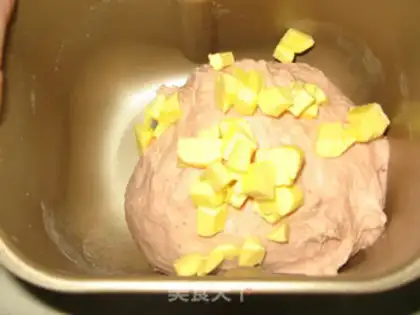Make Rose bread step 6