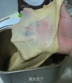 Make Rose bread step 7