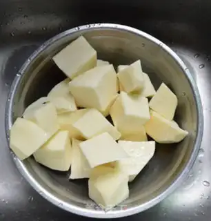 Make Porkbone soup step 2