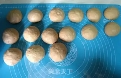 Make Rose bread step 10
