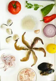 Make Spanish seafood step 0