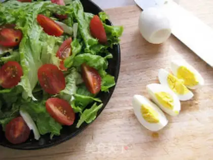 Make Yogurt cheese salad step 2