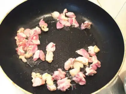 Make Spanish seafood step 1