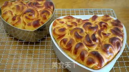 Make Rose bread step 22