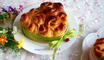 Make Rose bread step 24