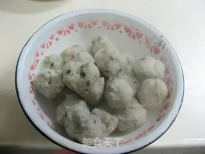 Make Spicy fishball hotpot step 0