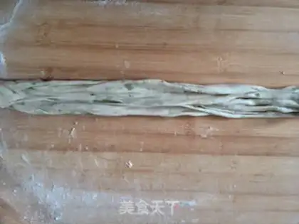 Make Pizza onion step 11