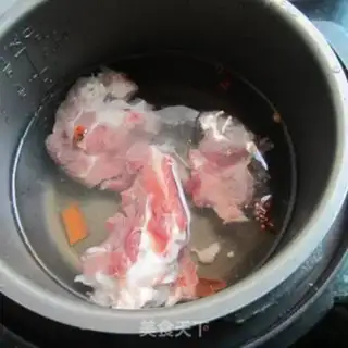 Make Bones and seafood step 1