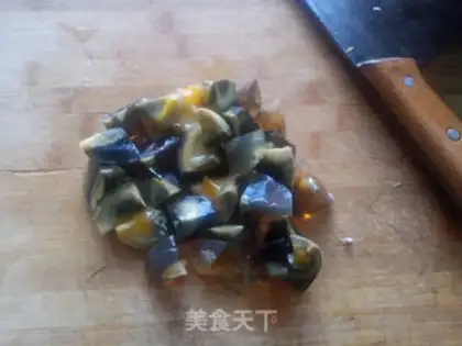 Make Plumbing eggs and curry step 1