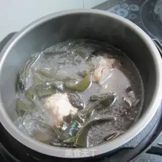 Make Bones and seafood step 6