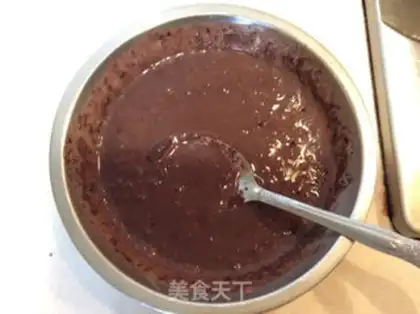 Make Snowman naked cake step 2