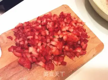 Make Strawberry McFin step 3