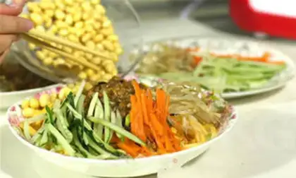 Make Carrot noodles step 13