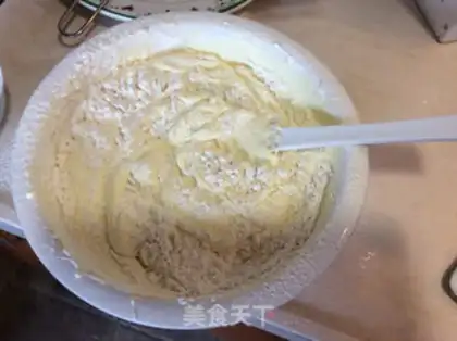 Make Snowman naked cake step 5
