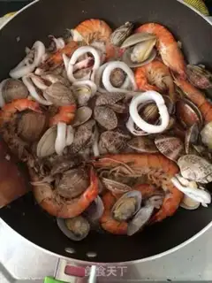 Make Change the seafood step 4