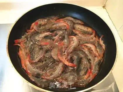 Make Thai lemon spicy shrimp step 1