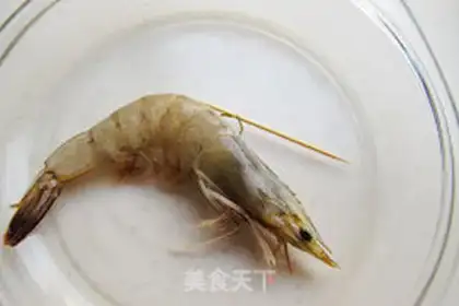 Make Thai sweet shrimp step 1