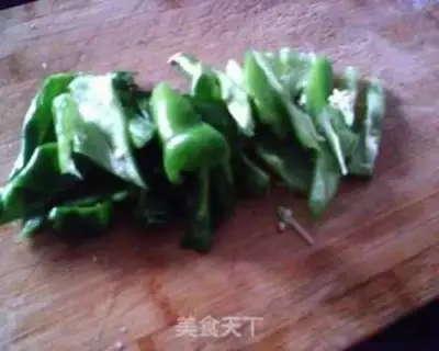 Make A thousand green peppers step 1