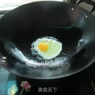 Make Fried egg loaf step 1