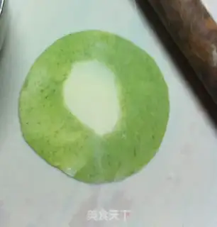 Make Two-coloured dumplings in the spring step 2