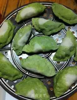 Make Two-coloured dumplings in the spring step 3