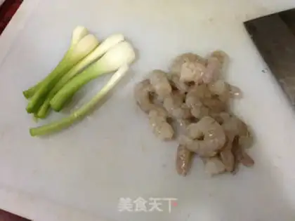 Make Shrimp ribs, sea cucumber soup step 4