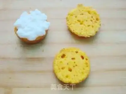 Make Mini-cream naked cake step 6