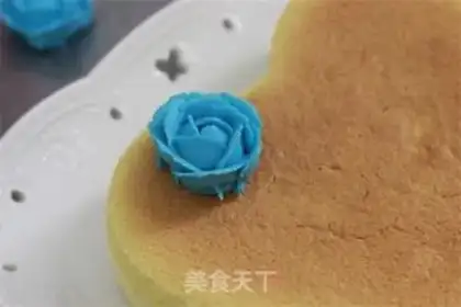 Make Blue cheesy cheesecake step 12