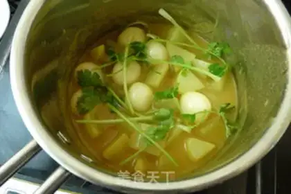 Make Curry radish soup step 6